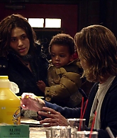 Shameless_US_S01E03_1080p_ERW_003068.jpg