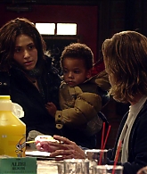 Shameless_US_S01E03_1080p_ERW_003069.jpg