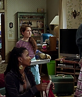 Shameless_US_S01E03_1080p_ERW_006538.jpg