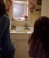 Shameless_US_S01E04_1080p_ERW_006172.jpg