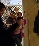 Shameless_US_S01E05_1080p_ERW_000980.jpg