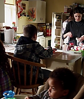 Shameless_US_S01E06_1080p_ERW_000910.jpg