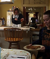 Shameless_US_S01E08_1080p_ERW_004290.jpg