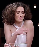 emmyrossumweb_comedyactressroundtable_hollywoodreporter17_000250.jpg