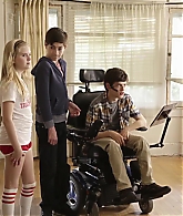 emmyrossumweb_comedyactressroundtable_hollywoodreporter17_000387.jpg