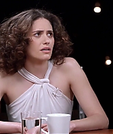 emmyrossumweb_comedyactressroundtable_hollywoodreporter17_000564.jpg