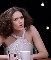 emmyrossumweb_comedyactressroundtable_hollywoodreporter17_000567.jpg