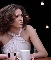 emmyrossumweb_comedyactressroundtable_hollywoodreporter17_000570.jpg