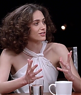 emmyrossumweb_comedyactressroundtable_hollywoodreporter17_001082.jpg