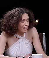 emmyrossumweb_comedyactressroundtable_hollywoodreporter17_001126.jpg