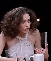 emmyrossumweb_comedyactressroundtable_hollywoodreporter17_001133.jpg