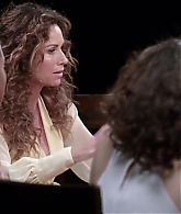 emmyrossumweb_comedyactressroundtable_hollywoodreporter17_002100.jpg