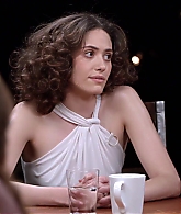 emmyrossumweb_comedyactressroundtable_hollywoodreporter17_002338.jpg