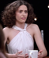 emmyrossumweb_comedyactressroundtable_hollywoodreporter17_002382.jpg