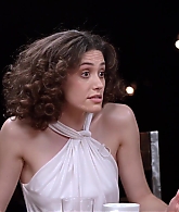 emmyrossumweb_comedyactressroundtable_hollywoodreporter17_002396.jpg