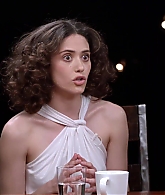 emmyrossumweb_comedyactressroundtable_hollywoodreporter17_002414.jpg