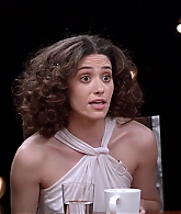 emmyrossumweb_comedyactressroundtable_hollywoodreporter17_002425.jpg
