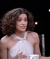 emmyrossumweb_comedyactressroundtable_hollywoodreporter17_002431.jpg