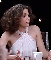 emmyrossumweb_comedyactressroundtable_hollywoodreporter17_002570.jpg