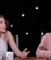 emmyrossumweb_comedyactressroundtable_hollywoodreporter17_002701.jpg