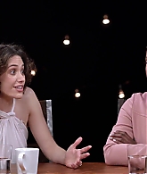 emmyrossumweb_comedyactressroundtable_hollywoodreporter17_002703.jpg