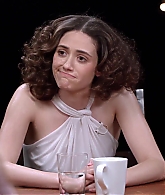 emmyrossumweb_comedyactressroundtable_hollywoodreporter17_002795.jpg