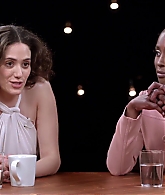 emmyrossumweb_comedyactressroundtable_hollywoodreporter17_002973.jpg