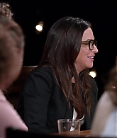 emmyrossumweb_comedyactressroundtable_hollywoodreporter17_003054.jpg