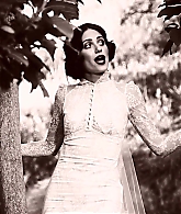 emmyrossumweb_etnowthen_furious_000043.jpg