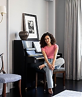emmyrossumweb_nytimes26_28329.jpg