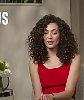 emmyrossumweb_prideshamelessequal_extratv_000490.jpg
