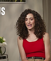 emmyrossumweb_prideshamelessequal_extratv_000546.jpg