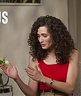 emmyrossumweb_prideshamelessequal_extratv_000563.jpg