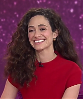 emmyrossumweb_todayshow_000015.jpg