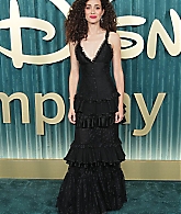 emmyrossumweb_waltdisneyemmyawardscelebration_arrivals_28629.jpg